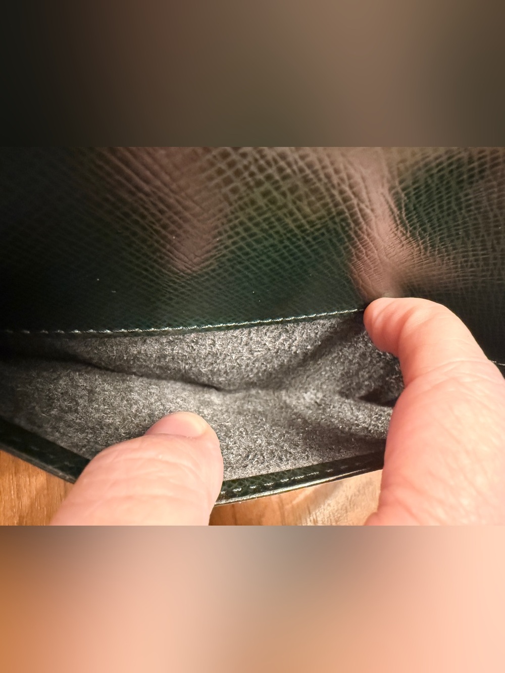 Louis Vuitton Taiga Leather Green Leather Zip Wristlet Organizer Clutch w Box - Picture 14 of 14
